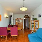 Apartments Liznjan 2155