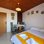 Apartments Zlatko 1397