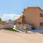 Villa Vias Oliveti