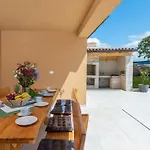 Villa Vias Oliveti