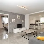 House Fazana 2154