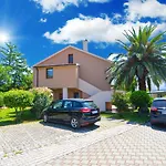 Apartments Mira 667