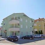 Holiday Apartment Sky, Medulin