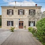 Apartment Nikola