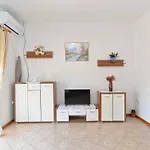 Apartment Silvio 1779