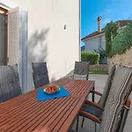 Villa Vita,Free Wifi,Nearby Sea