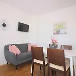 Apartment In Porec/Istrien 9921