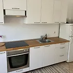 Apartment Two Olives, Free Parking, Close To Beaches & Park
