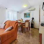 Awesome Apartment In Pula With Wifi