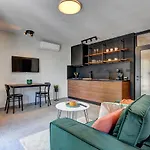 Centar Baba S Apartment