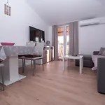 Apartment Shurida