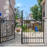 Rustic Istrian House Varesco
