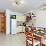 Apartments Gilly 1