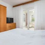 3 Bedroom Awesome Apartment In Pula