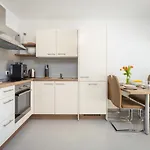 Bella Vista Apartments