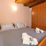 Nice Home In Mandalencici With Kitchen