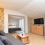 Apartment Damira 1017