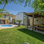 Nikolina In Vodnjan - Haus Fuer 6 Personen