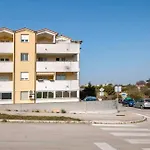 Apartment Valsaline 2182