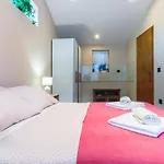 Apartman Lena
