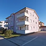 Apartment Ana 433