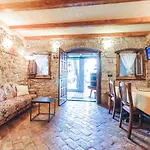 Apartman Lena