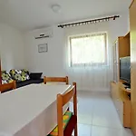 Apartment Ljiljana