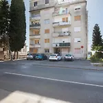 Top Floor Sunset Apartment