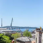Oz - Centre Of Pula - Free Parking