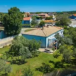 Holiday House Chill Out Loborika