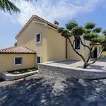 Villa Vera In Liznjan - Haus Fuer 8 Personen
