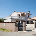 Villa Yvonne