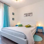 Apartment Miro