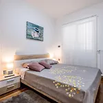 Mini Art Home