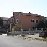 Apartments With A Parking Space Novigrad - 7135