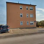 Apartment Zlatko