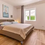 2 Bedroom Gorgeous Apartment In Medulin