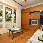 Apartments With A Parking Space Umag - 7066