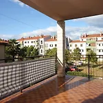 Apartments With A Parking Space Umag - 7057