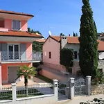 Apartments With A Parking Space Rovinj - 7095