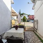 Apartments With A Parking Space Porec - 7154