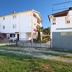 Apartments By The Sea Medulin - 17995