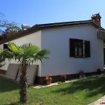 Apartment Umag 7666B