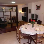 Apartments Ida, 100 M From The Beach