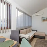 Apartment Lucijan