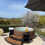 Art Villa Sis