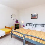 Amazing Apartment In Vrsar With Kitchen
