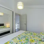 Villa Nora In Krsan - Haus Fuer 4 Personen