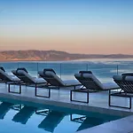 Villa Ultima With Sea View, Private Pool, Jacuzzi, Gym And Sauna
