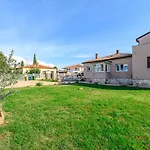 Villa Jolanda